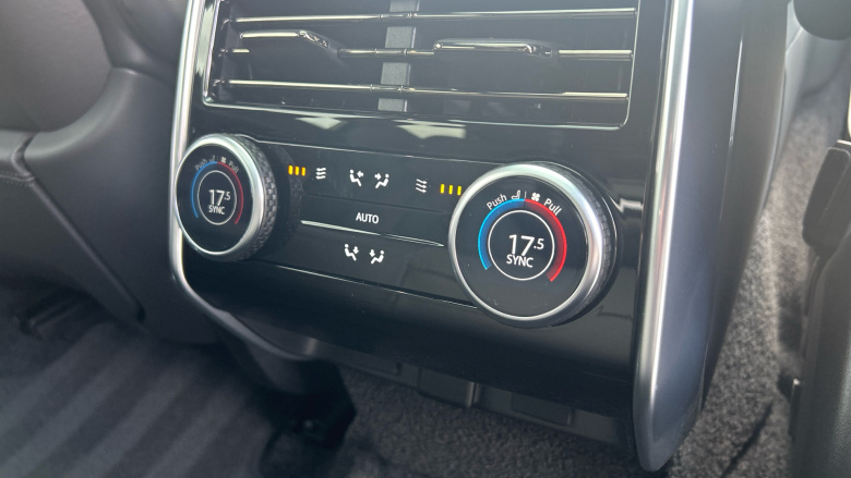 Land Rover Range Rover 3.0 P460e SE 4dr Auto Estate